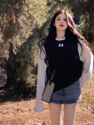 เสื้อยืดคอกลมแขนยาวทรงหลวมสไตล์อเมริกันย้อนยุค Mardi Johnson สำหรับผู้หญิง ฤดูใบไม้ผลิ 2025 แฟชั่นลำ