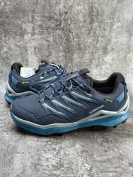 LOWA Gore-Tex 戶外健行鞋