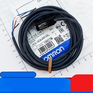 E3Z-D61 Optical Sensor Diffuser Detection Range 5-100mm NPN 12~24VDC Components IC2