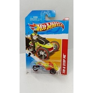 HotWheels TRI & STOP ME LWA13-356