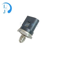 0261545079 Fuel Pressure Sensor Fit for VW Audi Skoda 06J906051F