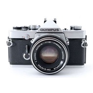 OLYMPUS  OM-1 銀色 + F.Zuiko 自動-S 50mm F1.8 鏡頭套件