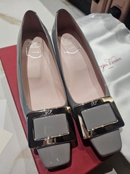 Roger Vivier Shoes 淺灰色 RV 高跟鞋 正品