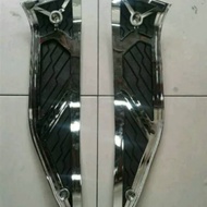 Aerox 155 chrome footrest, Aerox 155 chrome carpet