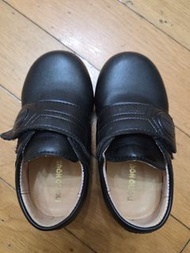 Nono house 黑色返學鞋 26碼