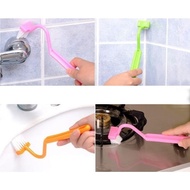 SIKAT PEMBERSIH KLOSET DUDUK WC LENGKUNG BENGKOK SUDUT TOILET CLOSET BRUSH WATER BRUSH CLOSET