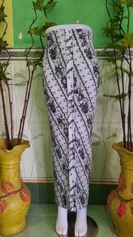 Jarik Plisket Motif Putih