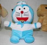 Boneka Doraemon