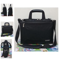 Tas kerja selempang/tas laptop, brand Nicole Arbenni, second monza
