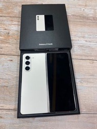 ❤️google五星評論店家❤️📱卡司3C彤彤手機店📱🎈店內展示機出清🎈原廠保固🔹新五代大螢幕摺疊手機 SAMSUNG Galaxy Z Fold5 (12G+256GB)白色🔹