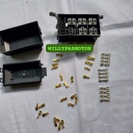 Fuse Box Fuse & Relay 6 line Universal