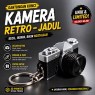 GANTUNGAN Vintage Retro Camera Keychain - Unique Vintage Mini Camera | Classic Aesthetic 3D PrintKey