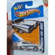 PUTIH Hot WHEELS 69 PONTIAC GTO JUDGE POLICE White