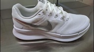 Nike W Nike Run Swift 3 - White