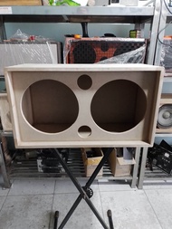 vỏ thùng loa thô 2 bass 25 đôi chưa cắt mạch