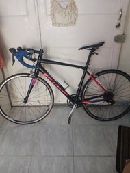 Giant Road Bike - Black/Red/Blue 二手單車