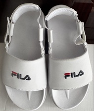 FILA 白色涼鞋