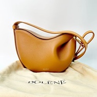Polène Tonca 焦糖色牛皮半月包