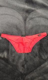 Mategear紅色低腰泳褲  Size S, Waist 28-30"