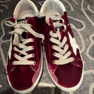GGDB Golden Goose Deluxe Brand 髒髒鞋 red velvet 酒紅天鵝絨材質　　