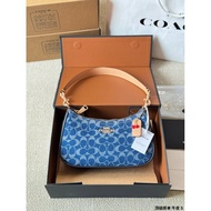 25.3.11 Updated Cowhide Coach Coach Coach New Style Swinger Bag Shoulder Armpit Bag Messenger Bag