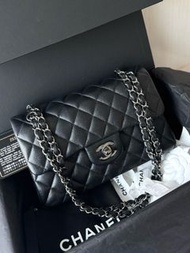 Chanel 黑銀荔枝皮小號CF 23鏈條包，25開，好成色無磨損，包型硬挺，配件卡塵袋盒