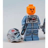 LEGO 75313 UCS - AT-AT Driver Minifigure Female with Blaster (Exclusive to 75313)