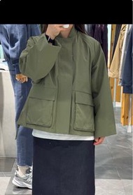 New Balance MET24 *綠色！城市機能風夾克