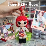 LIMITED STOCK JIWOO H2H HEARTS2HEARTS/ JIWOO H2H CROCHET AMIGURUMI DOLL/ H2H PHOTOCARD/ H2H ALBUM/