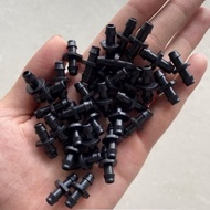 1000 2-way connectors used to connect 6mm (5x7mm) LDPE pipes in automatic irrigation and drip irriga