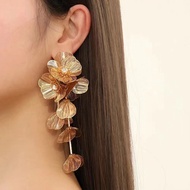 Long fashion earrings for women, glamorous, luxurious/ earrings, can be used for hair accessories
