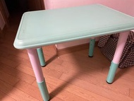 可升降 兒童桌 Adjustable Kids Table