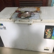 JUAL CHEST FREEZER RSA BEKAS RSA 310 LITER