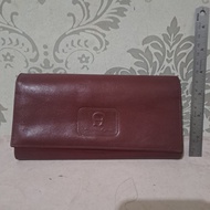 dompet wanita Aigner merah preloved