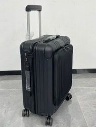 rimowa essential sleeve cabin size 21 hand carry 手提行李