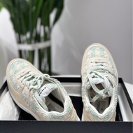 【配件：包裝盒 防塵袋 💕】Chanel 毛呢鞋 運動鞋 綠色