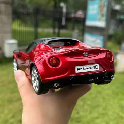 Car Sticker AUTOART AA 1:18 Alfa Romeo 4c Sports Car Model Alloy Collection Gift Display For Friends