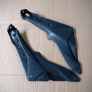 Cover Box Bok aki Samping kanan Kiri Honda CB 150 R lama Old original