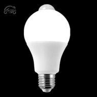 [8C11] 5W 7W PIR Motion Sensor LED Light Bulb 220V Smart Bulb Energy Saving For Living Room Bedroom 