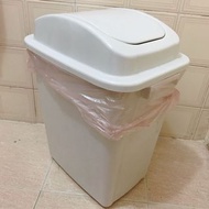 中型推拉蓋垃圾桶 （日本製）