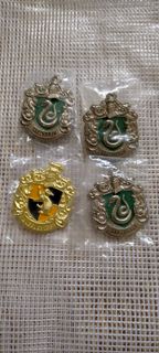 哈利波特扭蛋學院徽章