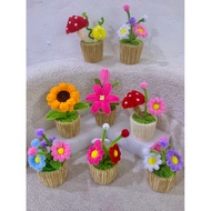 Fuzzy Wire Mini Pot Flower