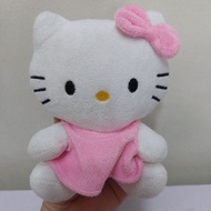 -` ́- Hello Kitty Pink Stuff Toy