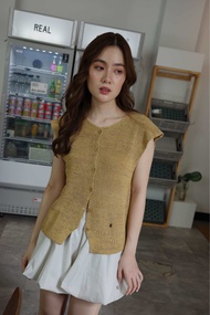 urban apparels | lois knitted sleeveless เสื้อผ้านิดแขนกุด