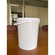 PUTIH 20 liter Plastic Bucket 20 liter Pail (25KG) For Paint/Food/PACKAGING (Bleach Gray White Lid)