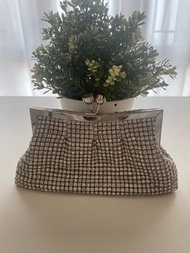 冠南華 Elegant clutch handbag *best for attending wedding*