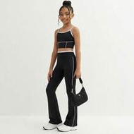 A 2 Pieces Set Of High-Intensity Sportswear For 8-12Y Tween Girls, Featuring A Black Racerback Tank 