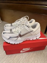 Nike Zoom Vomero 5 Women 白色銀色 女裝