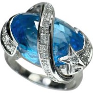 Size 16.5, 7.70ct Blue Topaz, 0.14ct Diamond Ring, 8.4g, 18K White Gold