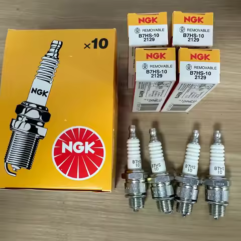 4/6Pcs Motorcycle Spark Plug B7HS-10 NGK 2129 for PEUGEOT SPEEDFIGHT LUDIX ELYSEO SIMSON YAMAHA NEOS